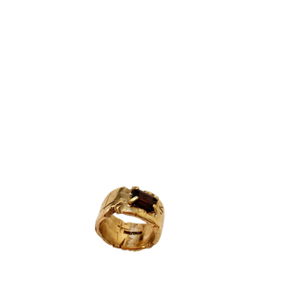 Lineage Ring